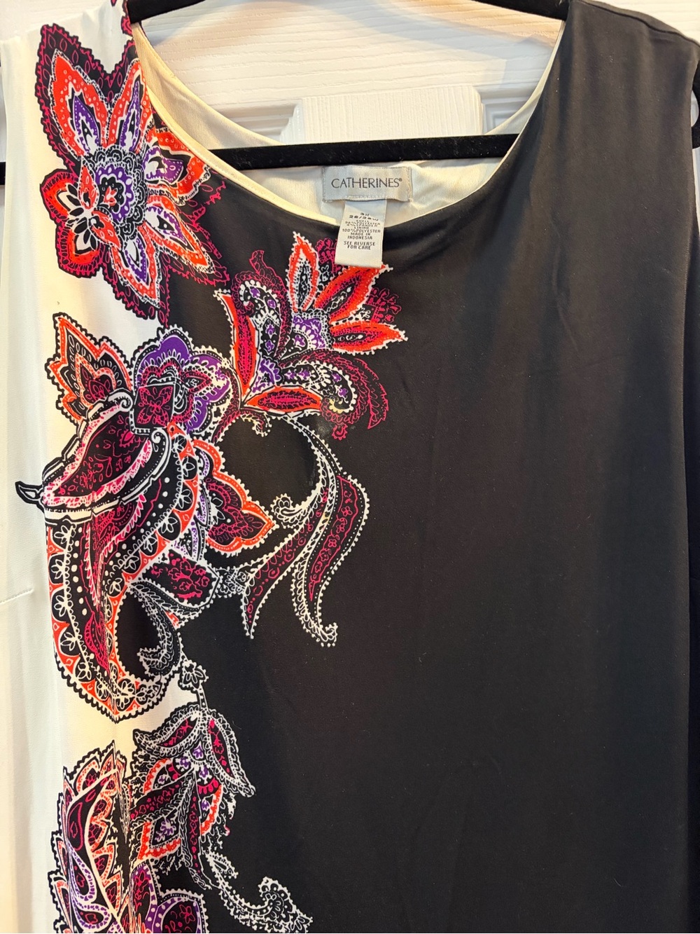 Black & White Floral Paisley Scoop Neck Dress by Catherine’s